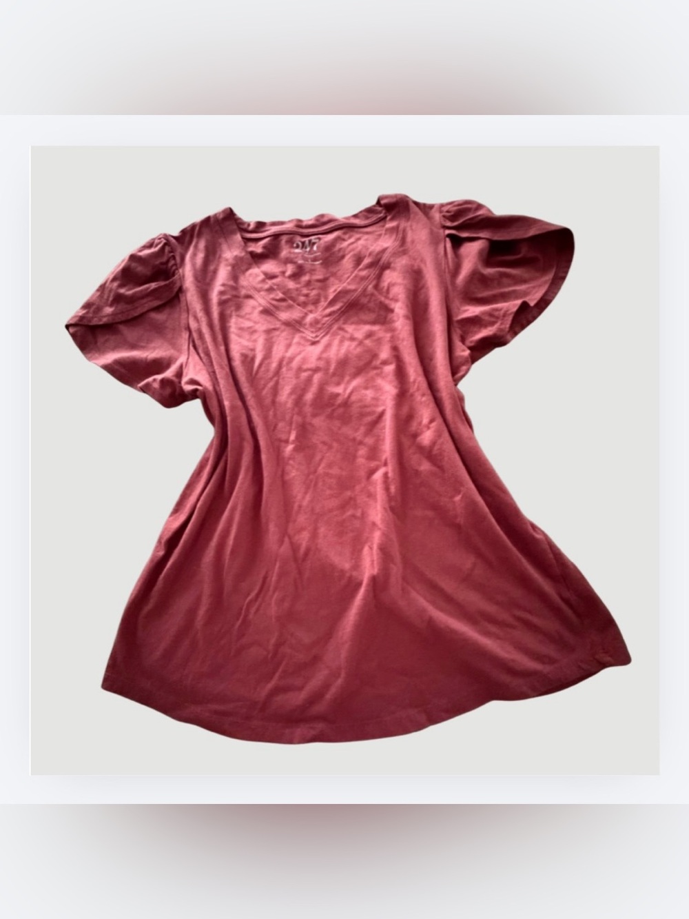 24/7 Maurices Brick Red V-Neck Tulip Sleeve Tee, Size Large